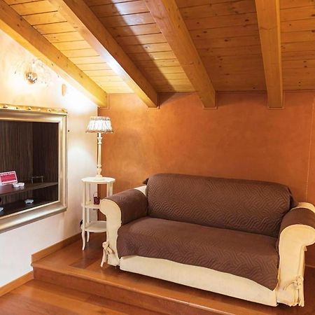 Il Sasso Bianco Bb Apartment Comerio Exterior photo