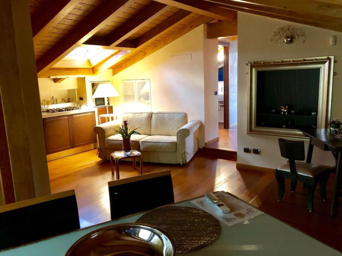 Il Sasso Bianco Bb Apartment Comerio Exterior photo